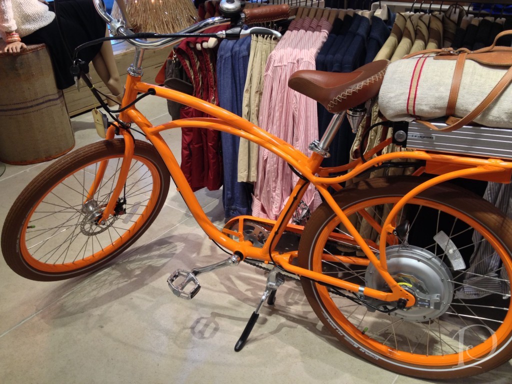 NYC Tommy Bahama bike