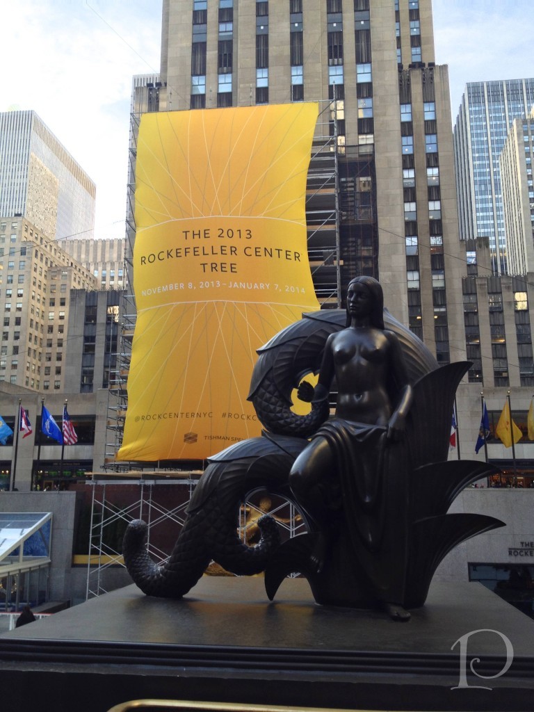 NYC Rockefeller Center sculpture