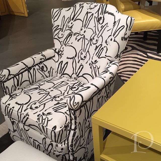 Hunt Slonem bunny print chair